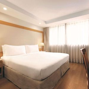Habitación con Cama King